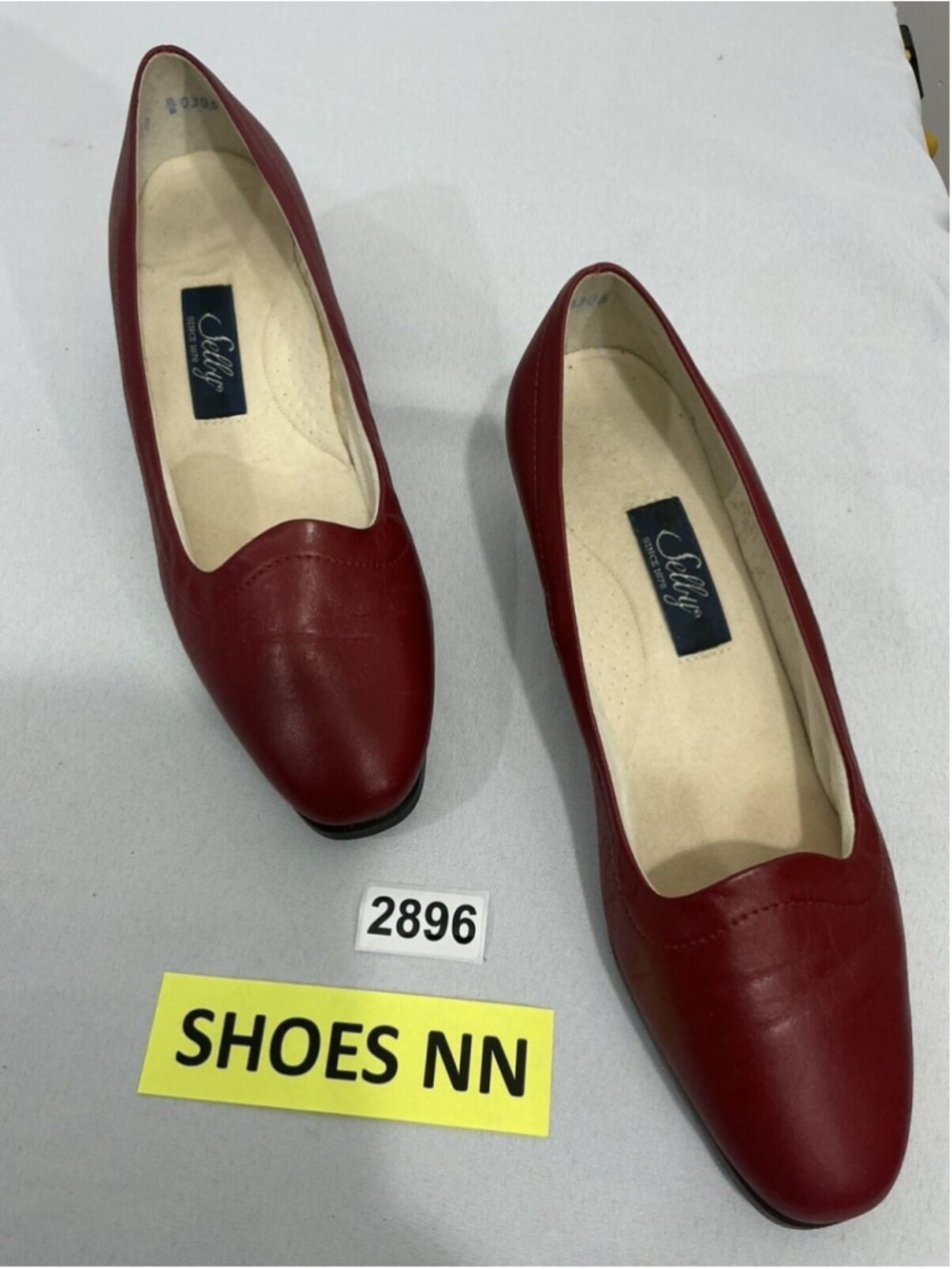 Womans excellent selby Active Play Size 10 Red SlipOn Wedge Comfort loafers